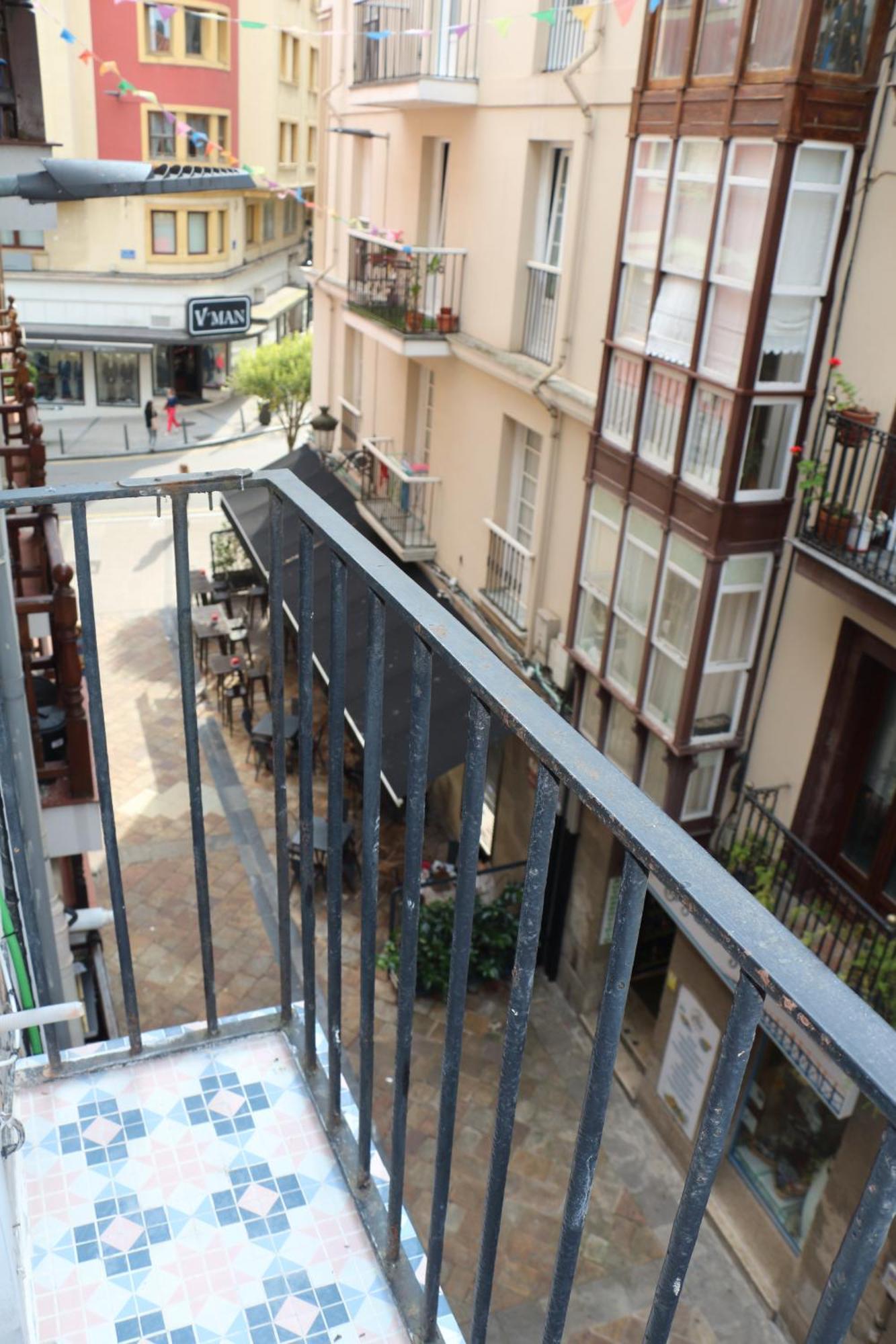 Apartamento Centro ซานตานเดร์ ภายนอก รูปภาพ